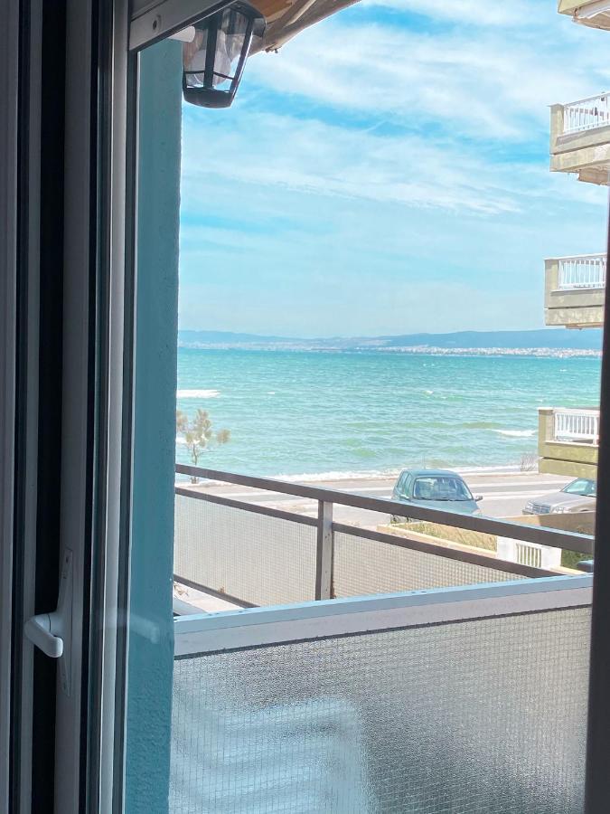 A Wonderful Apartment In Front Of The Sea! Peraía 외부 사진