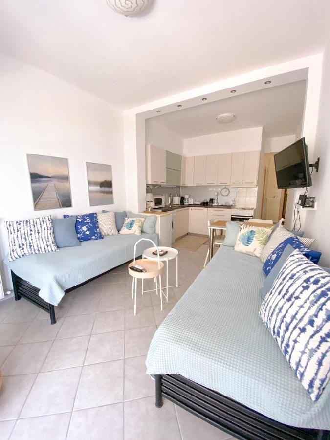A Wonderful Apartment In Front Of The Sea! Peraía 외부 사진